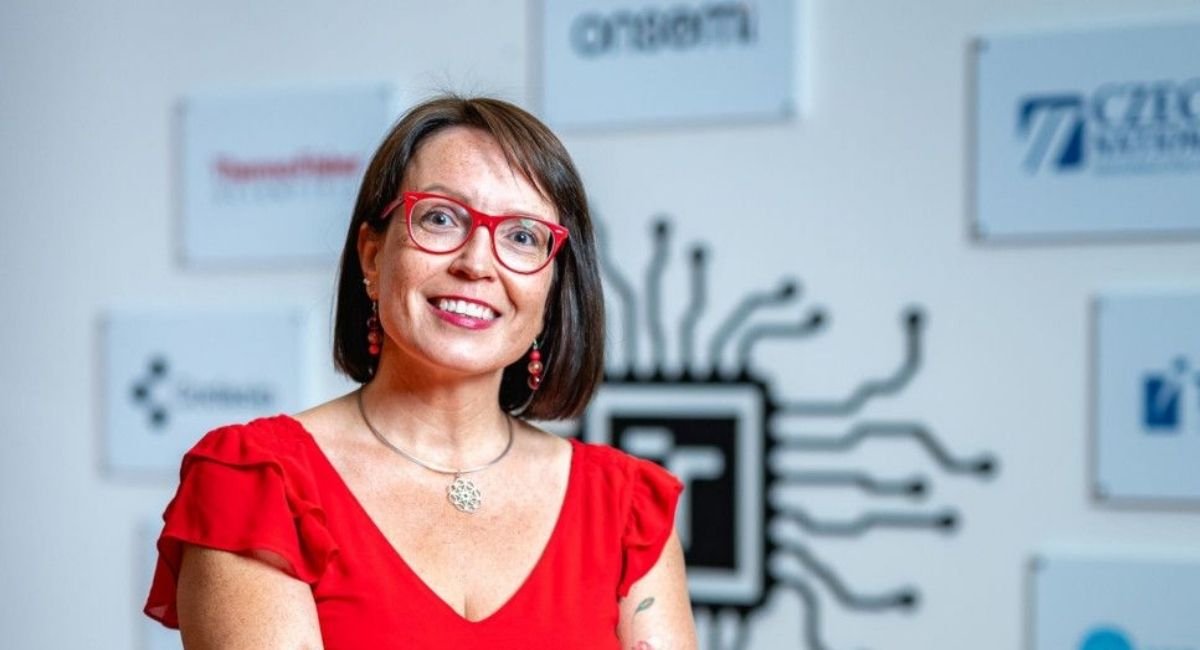 Jana Zapadlová psychotronics biography